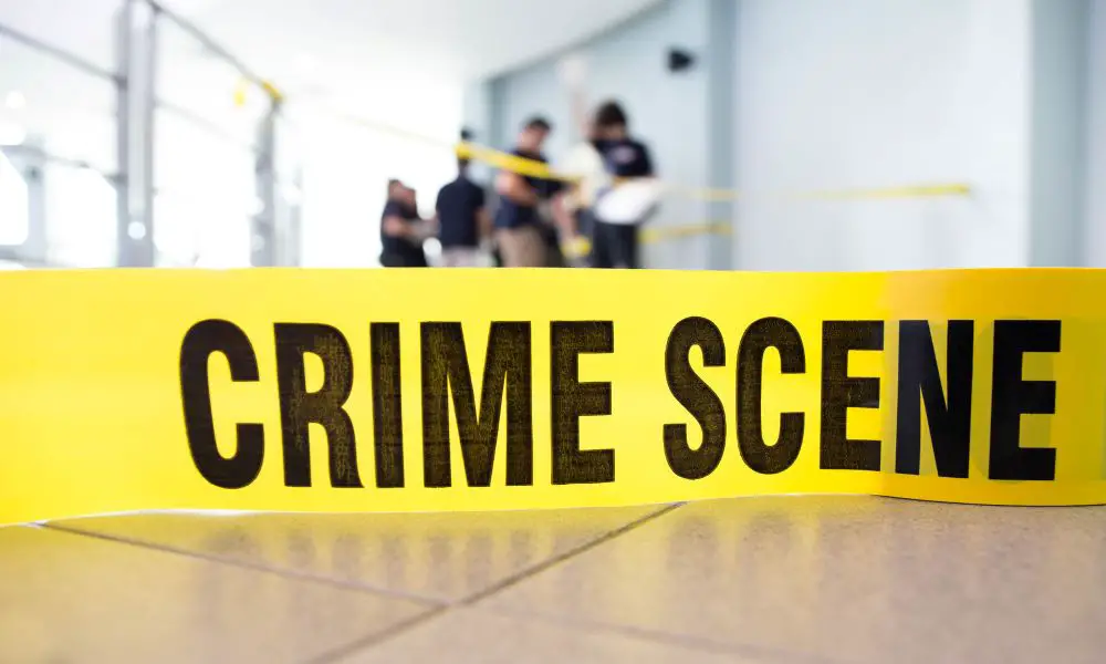 how-to-become-a-crime-scene-investigator-full-career-guide