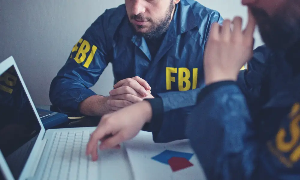 can-you-work-as-a-fbi-with-computer-science-.png